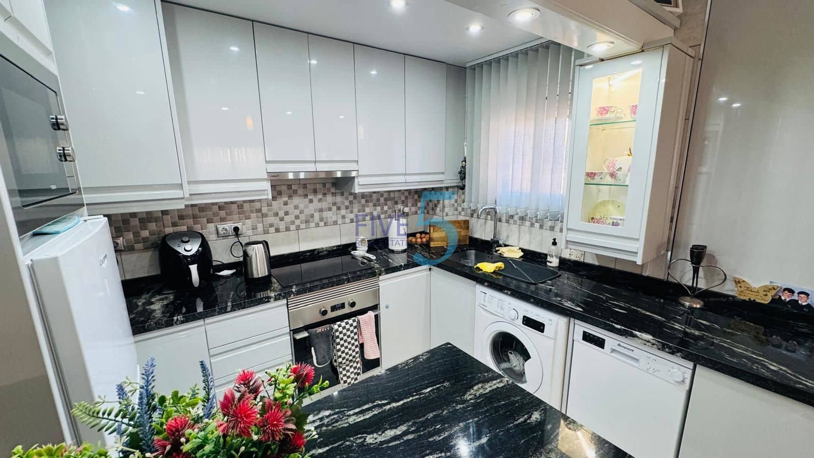 2 Zimmer Haus zu verkaufen in Villamartin mit Pool - 235.000 € (Ref: 10024645)