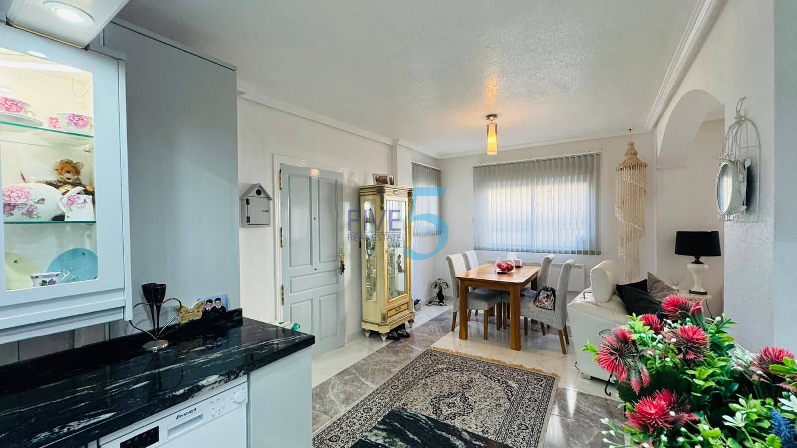 2 Zimmer Haus zu verkaufen in Villamartin mit Pool - 235.000 € (Ref: 10024645)