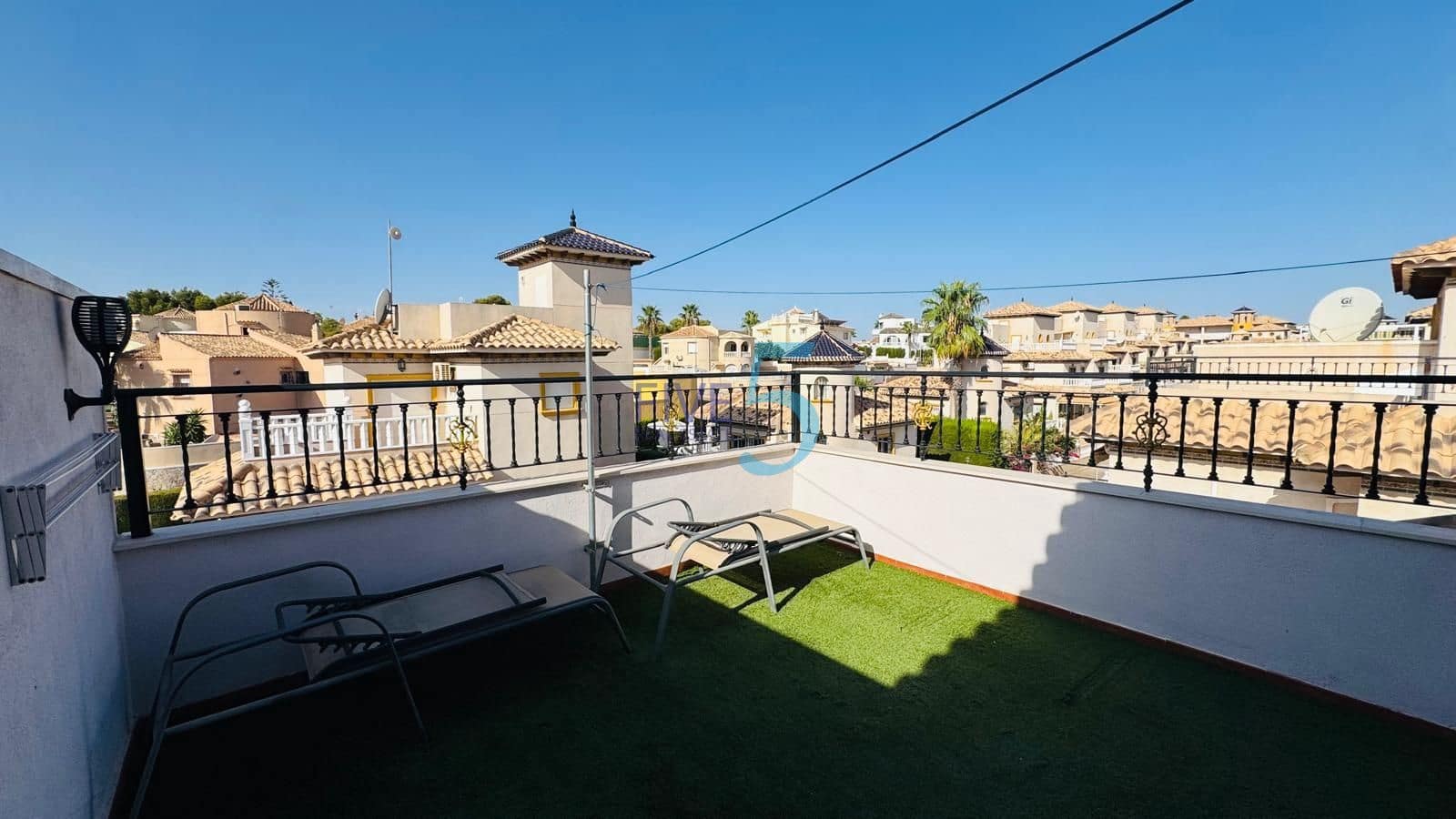 2 Zimmer Haus zu verkaufen in Villamartin mit Pool - 235.000 € (Ref: 10024645)
