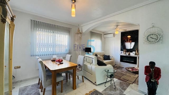 2 Zimmer Haus zu verkaufen in Villamartin, Orihuela mit Pool - 235.000 € (Ref: 10024645)