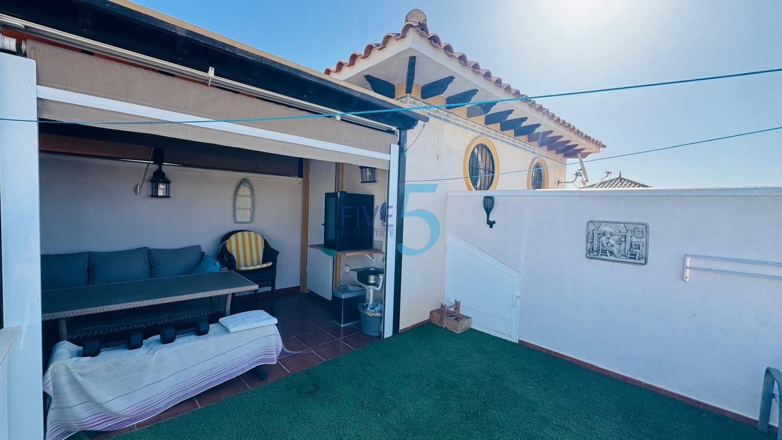 2 Zimmer Haus zu verkaufen in Villamartin mit Pool - 235.000 € (Ref: 10024645)