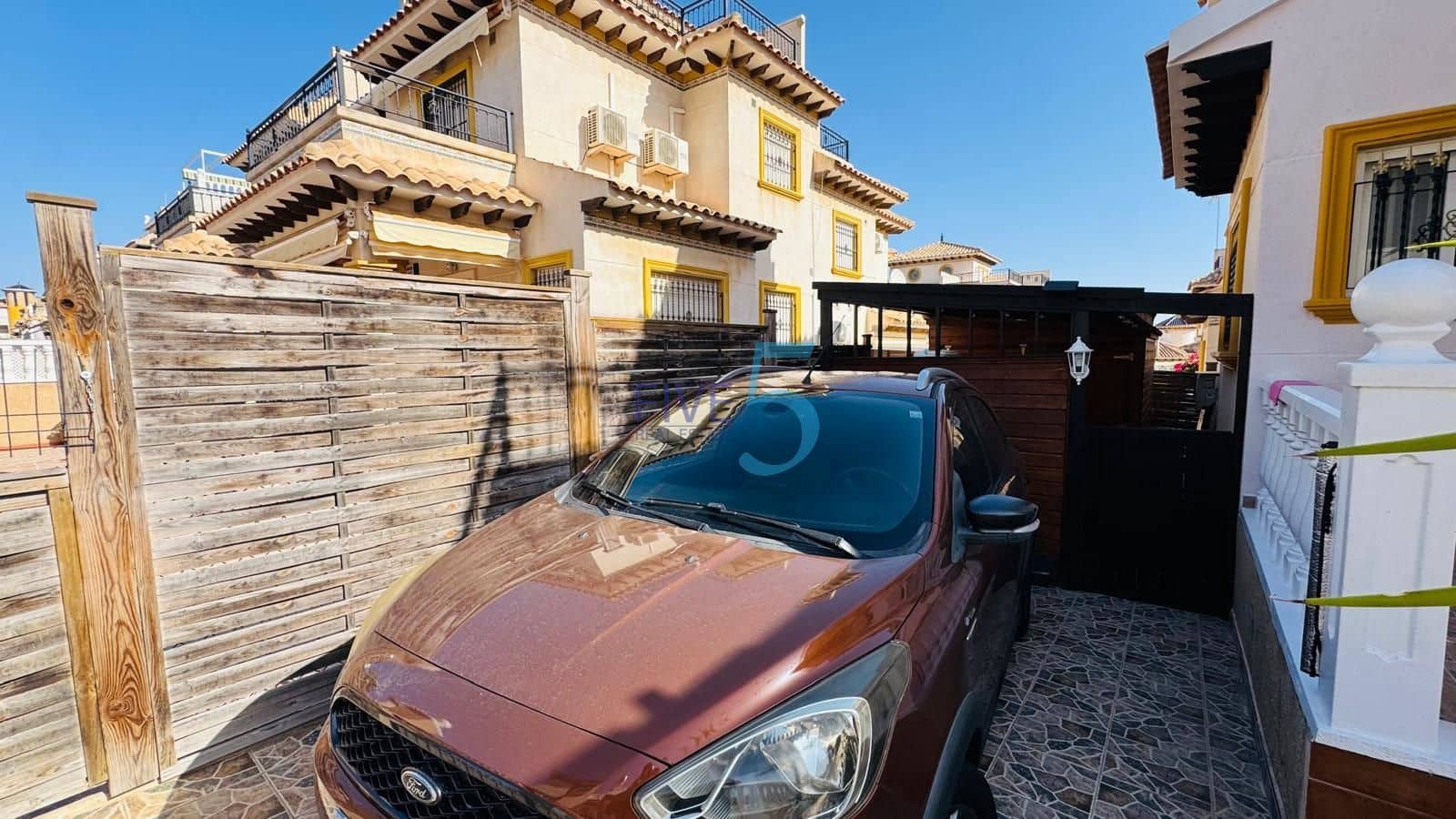 2 Zimmer Haus zu verkaufen in Villamartin mit Pool - 235.000 € (Ref: 10024645)