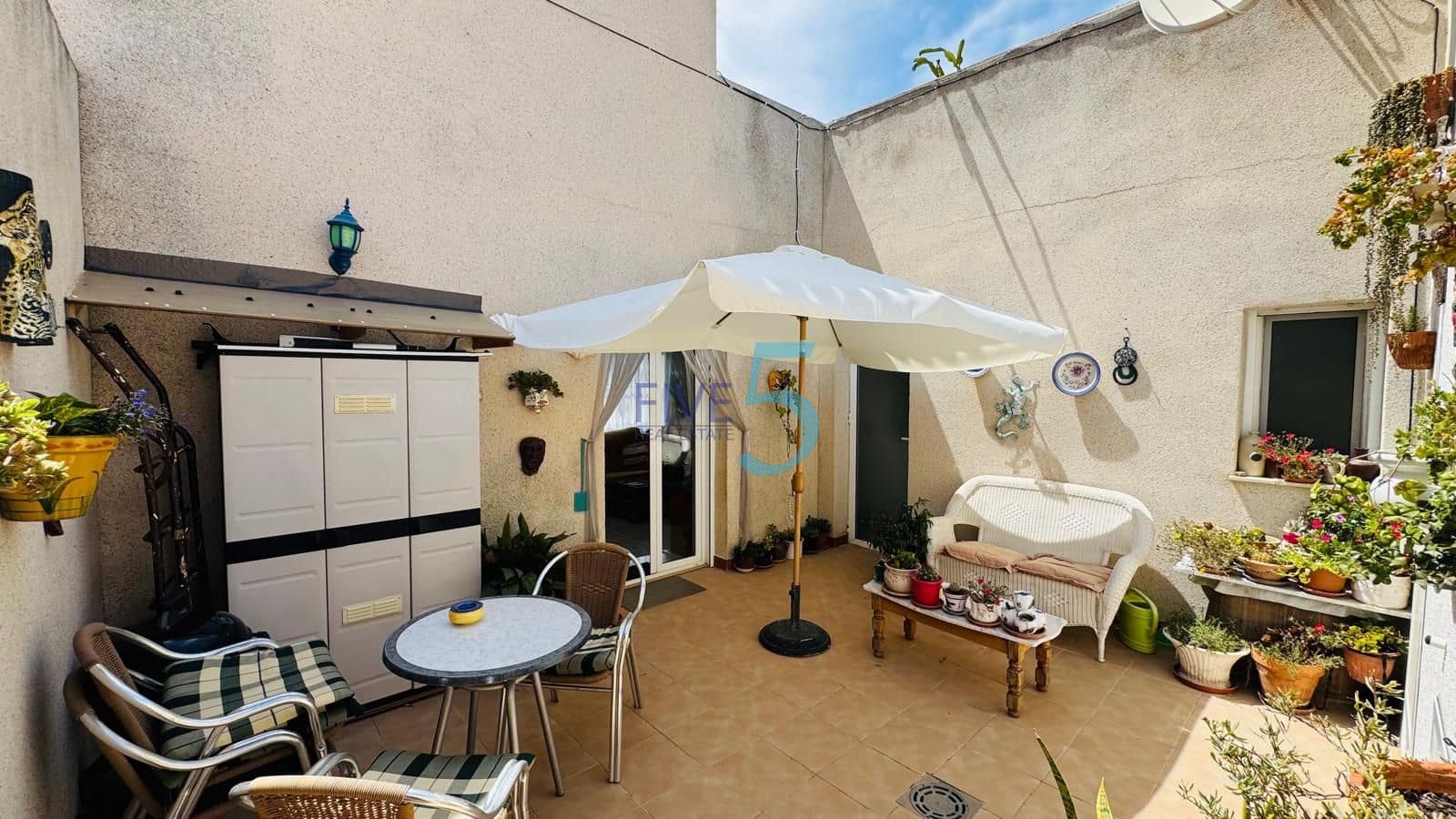 2 bedroom Townhouse for sale in Ciudad Quesada with pool garage - € 199,999 (Ref: 10024732)