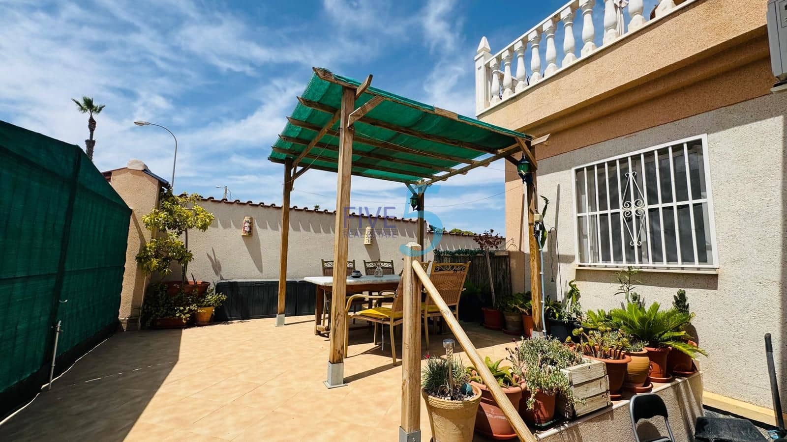 2 bedroom Townhouse for sale in Ciudad Quesada with pool garage - € 199,999 (Ref: 10024732)
