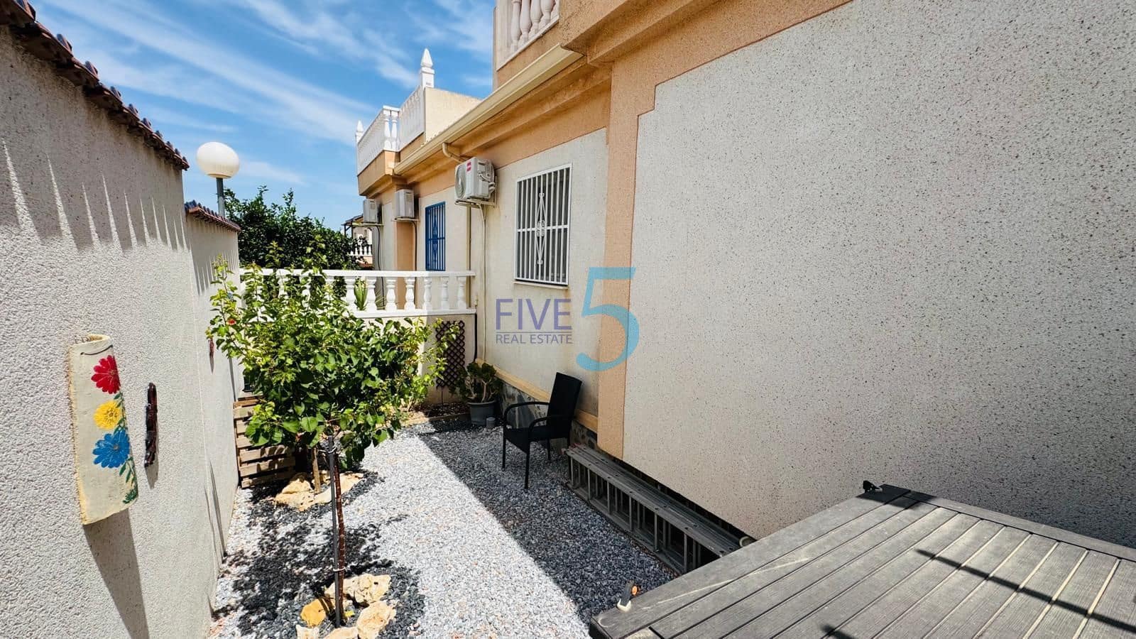 2 bedroom Townhouse for sale in Ciudad Quesada with pool garage - € 199,999 (Ref: 10024732)