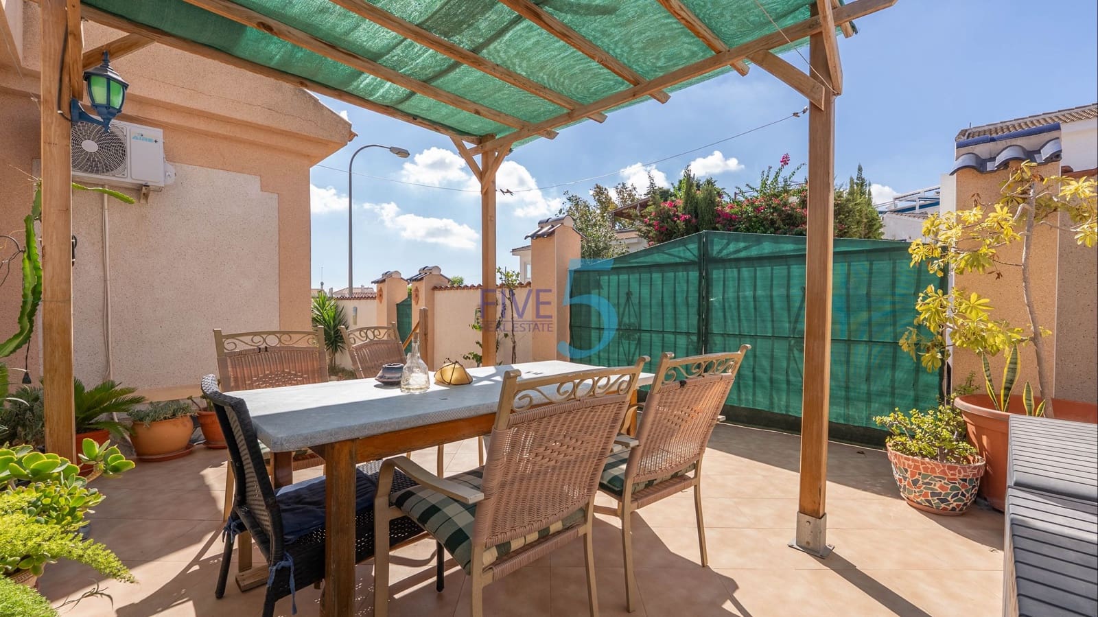 2 chambre Maison de Ville à vendre à Ciudad Quesada avec piscine garage - 199 999 € (Ref: 10024732)