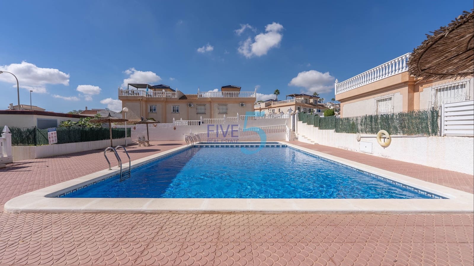 2 chambre Maison de Ville à vendre à Ciudad Quesada avec piscine garage - 199 999 € (Ref: 10024732)
