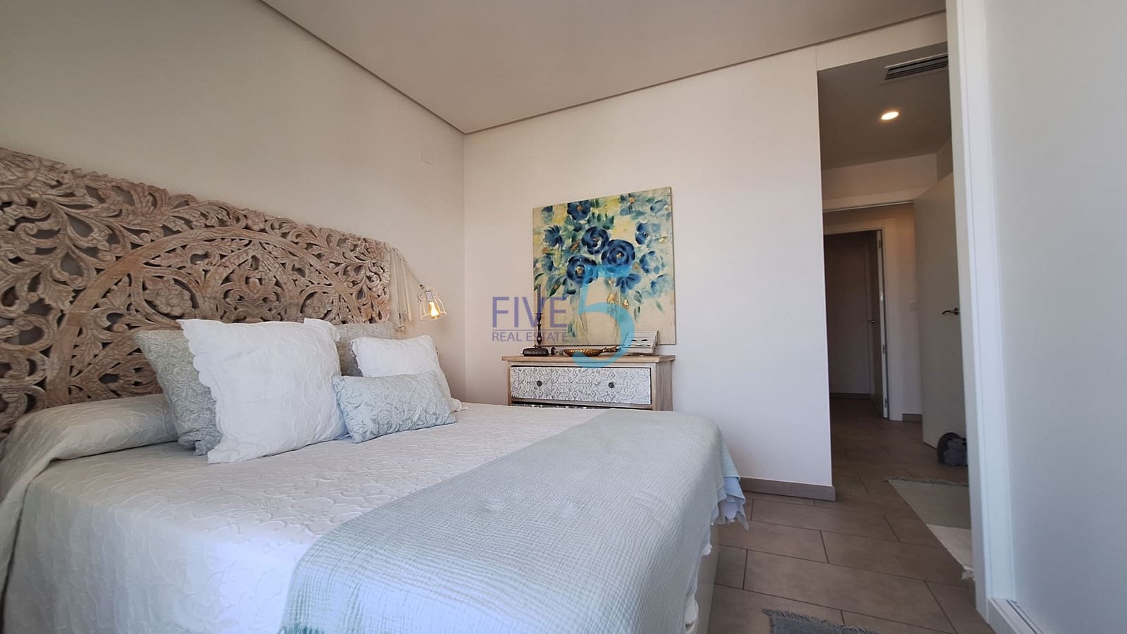 3 bedroom Apartment for sale in Arenales del Sol with pool garage - € 625,000 (Ref: 10026523)