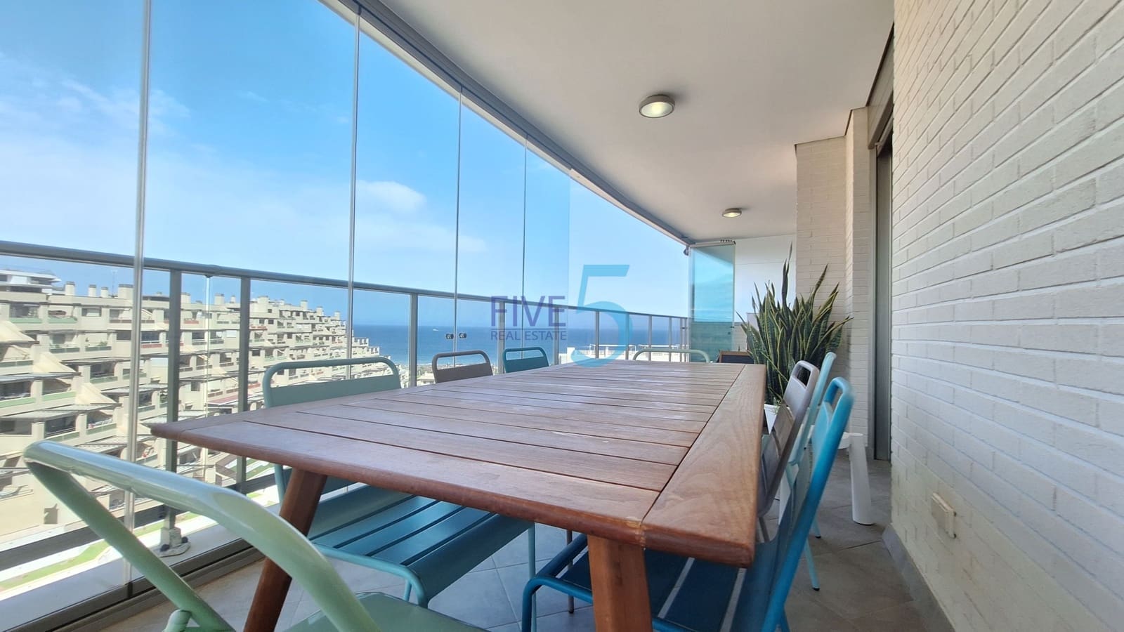 3 bedroom Apartment for sale in Arenales del Sol with pool garage - € 625,000 (Ref: 10026523)