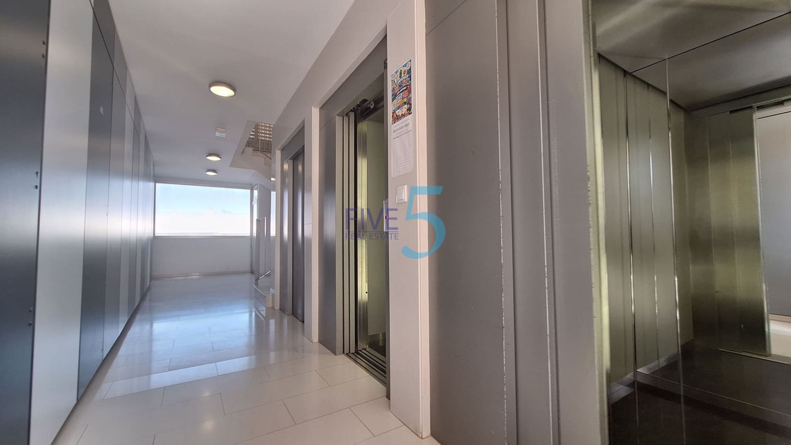 3 bedroom Apartment for sale in Arenales del Sol with pool garage - € 625,000 (Ref: 10026523)