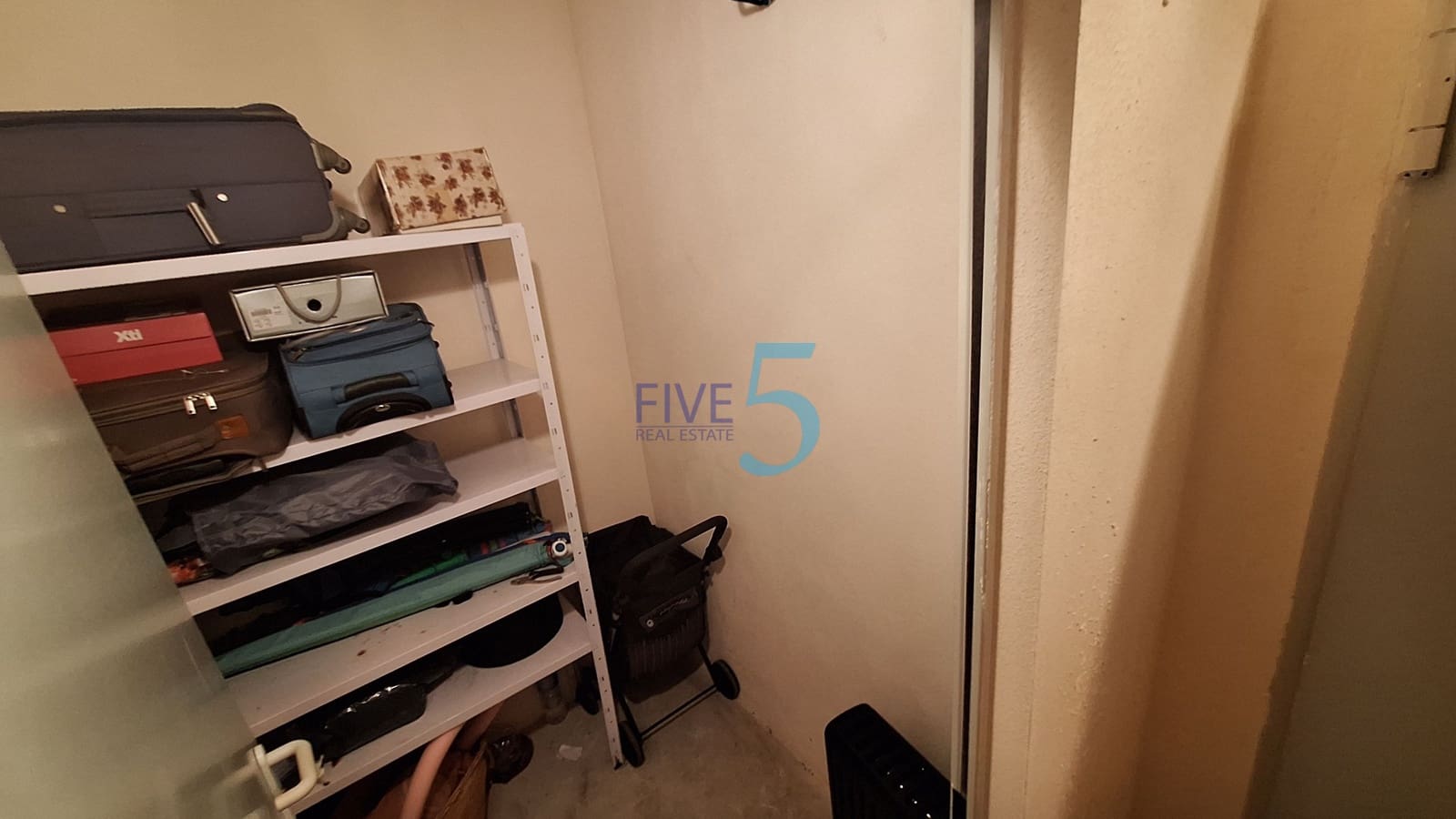 3 bedroom Apartment for sale in Arenales del Sol with pool garage - € 625,000 (Ref: 10026523)
