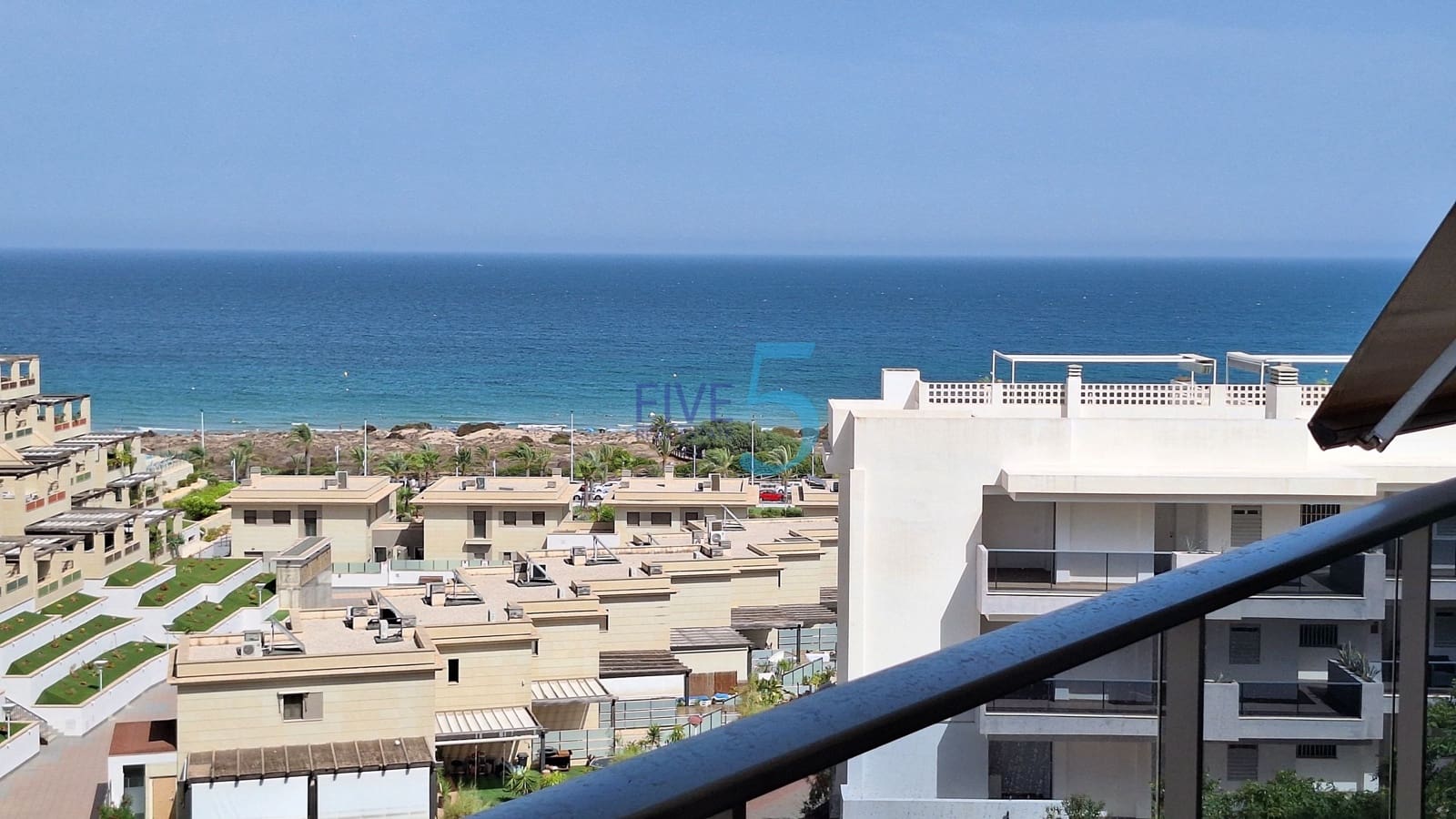 3 bedroom Apartment for sale in Arenales del Sol with pool garage - € 625,000 (Ref: 10026523)