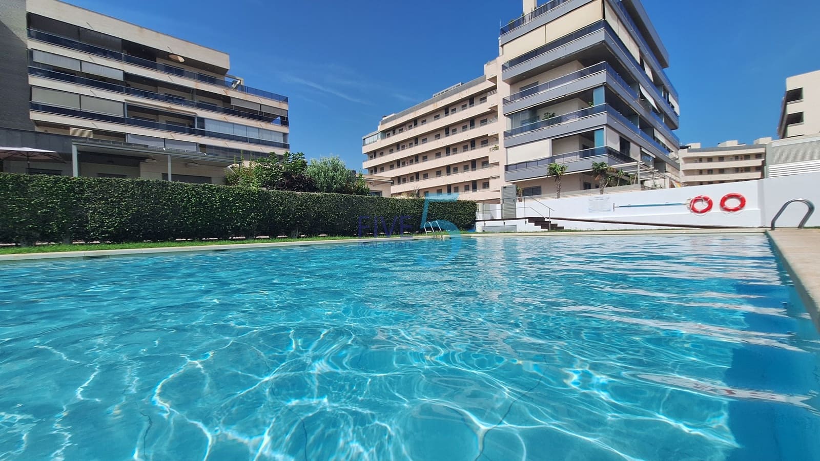3 bedroom Apartment for sale in Arenales del Sol with pool garage - € 625,000 (Ref: 10026523)
