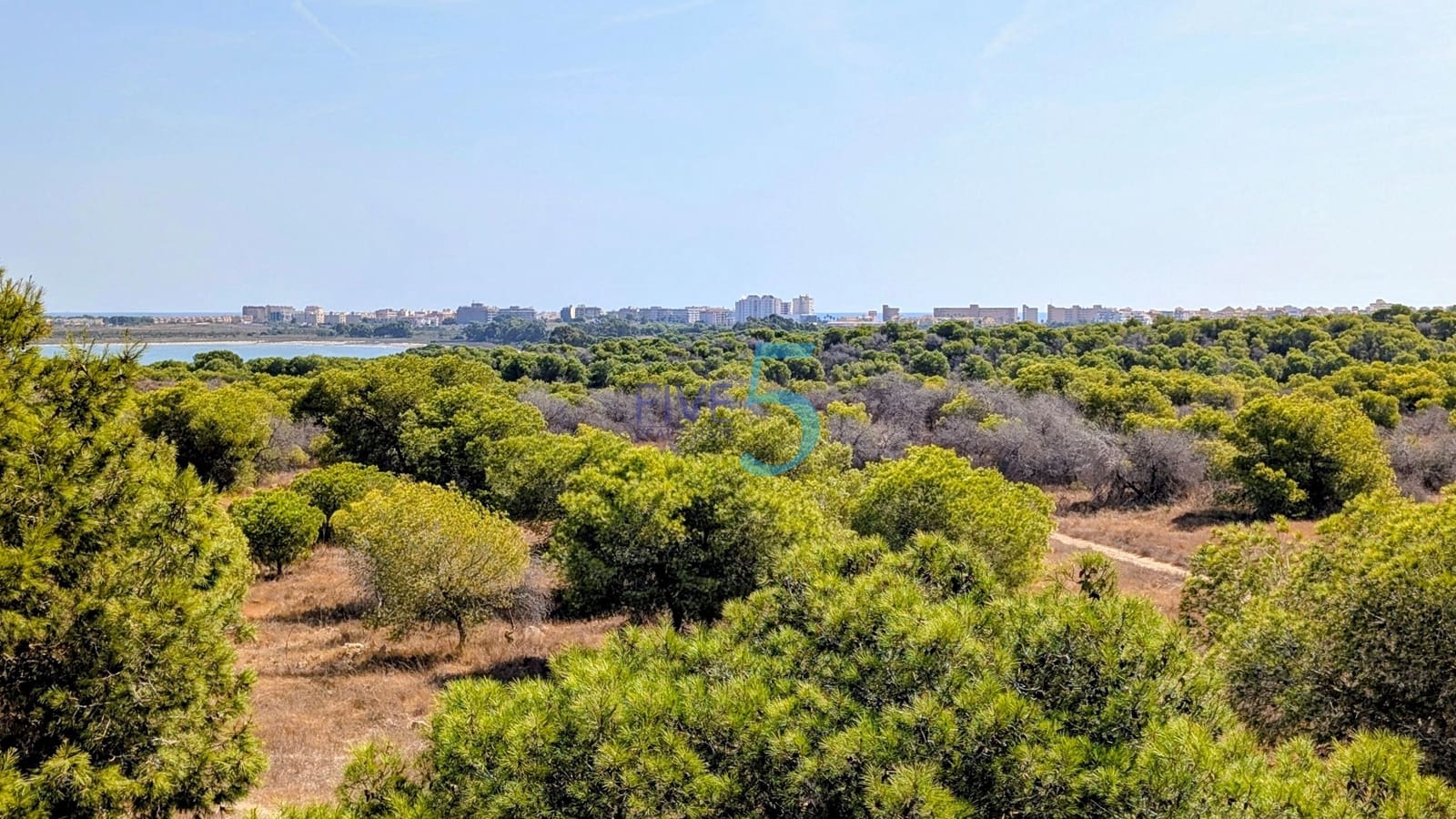 3 quarto Casa em Banda para venda em La Siesta - 195 000 € (Ref: 10026524)