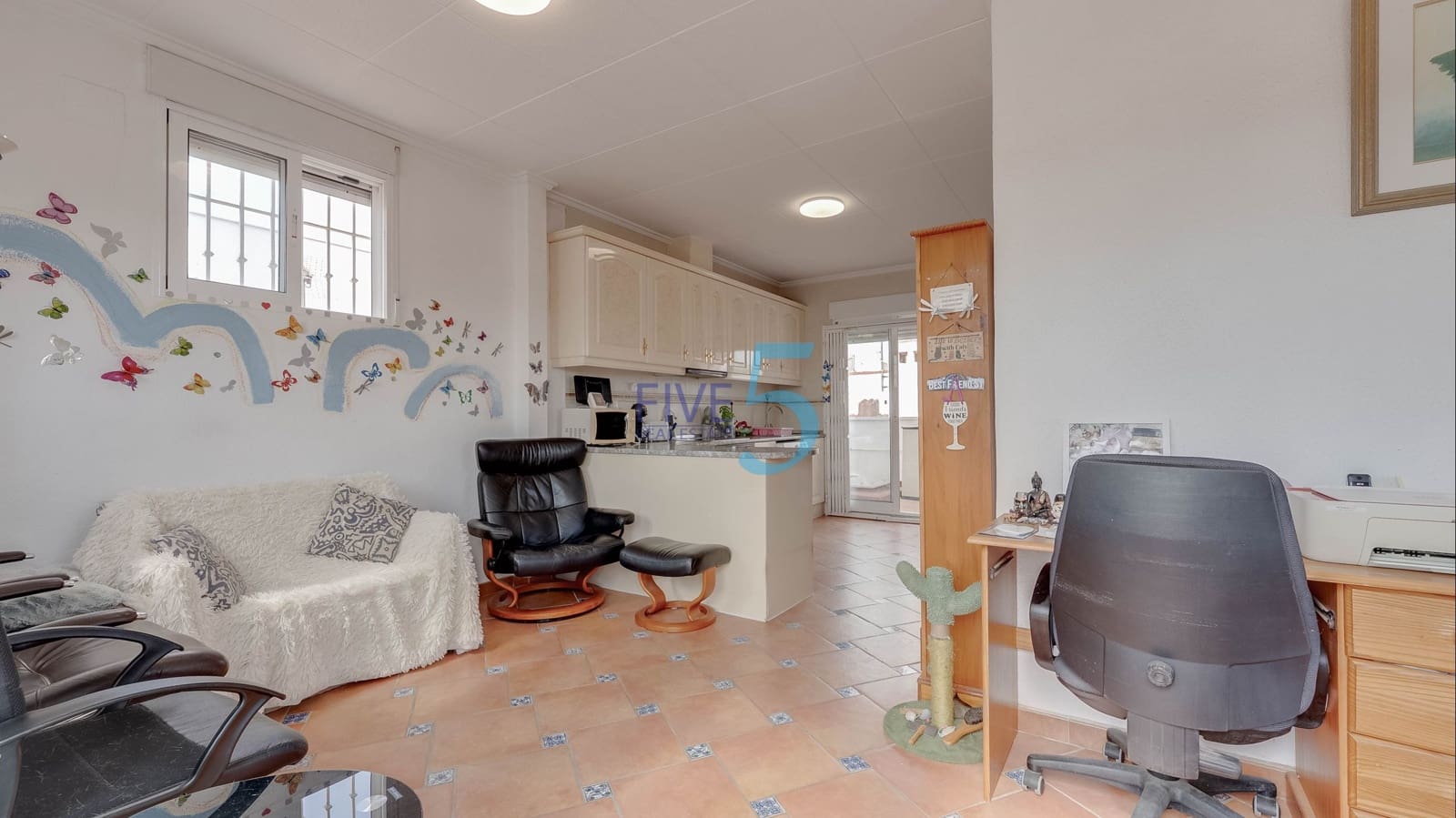 3 makuuhuone Omakotitalo myytävänä paikassa Torrevieja - 195 000 € (Ref: 10026524)