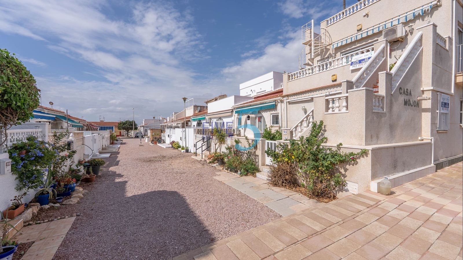 3 makuuhuone Omakotitalo myytävänä paikassa Torrevieja - 195 000 € (Ref: 10026524)