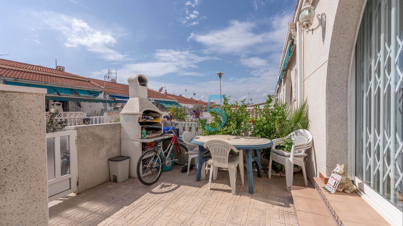 3 makuuhuone Omakotitalo myytävänä paikassa Torrevieja - 195 000 € (Ref: 10026524)