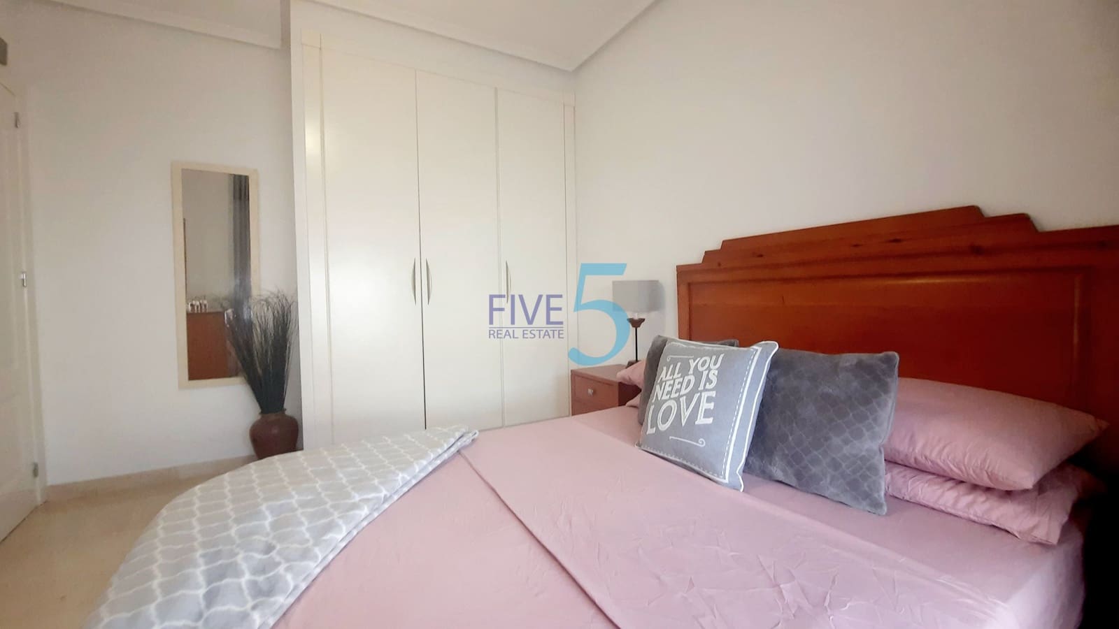 3 slaapkamer Villa te koop in Villamartin met zwembad garage - € 495.000 (Ref: 10027553)
