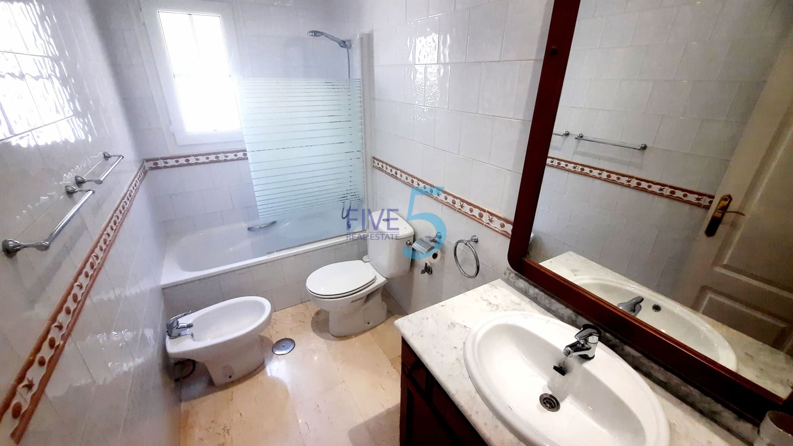 3 slaapkamer Villa te koop in Villamartin met zwembad garage - € 495.000 (Ref: 10027553)