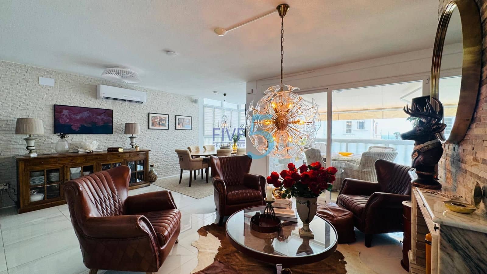 2 slaapkamer Huis te koop in Torrevieja met zwembad garage - € 599.000 (Ref: 10029787)