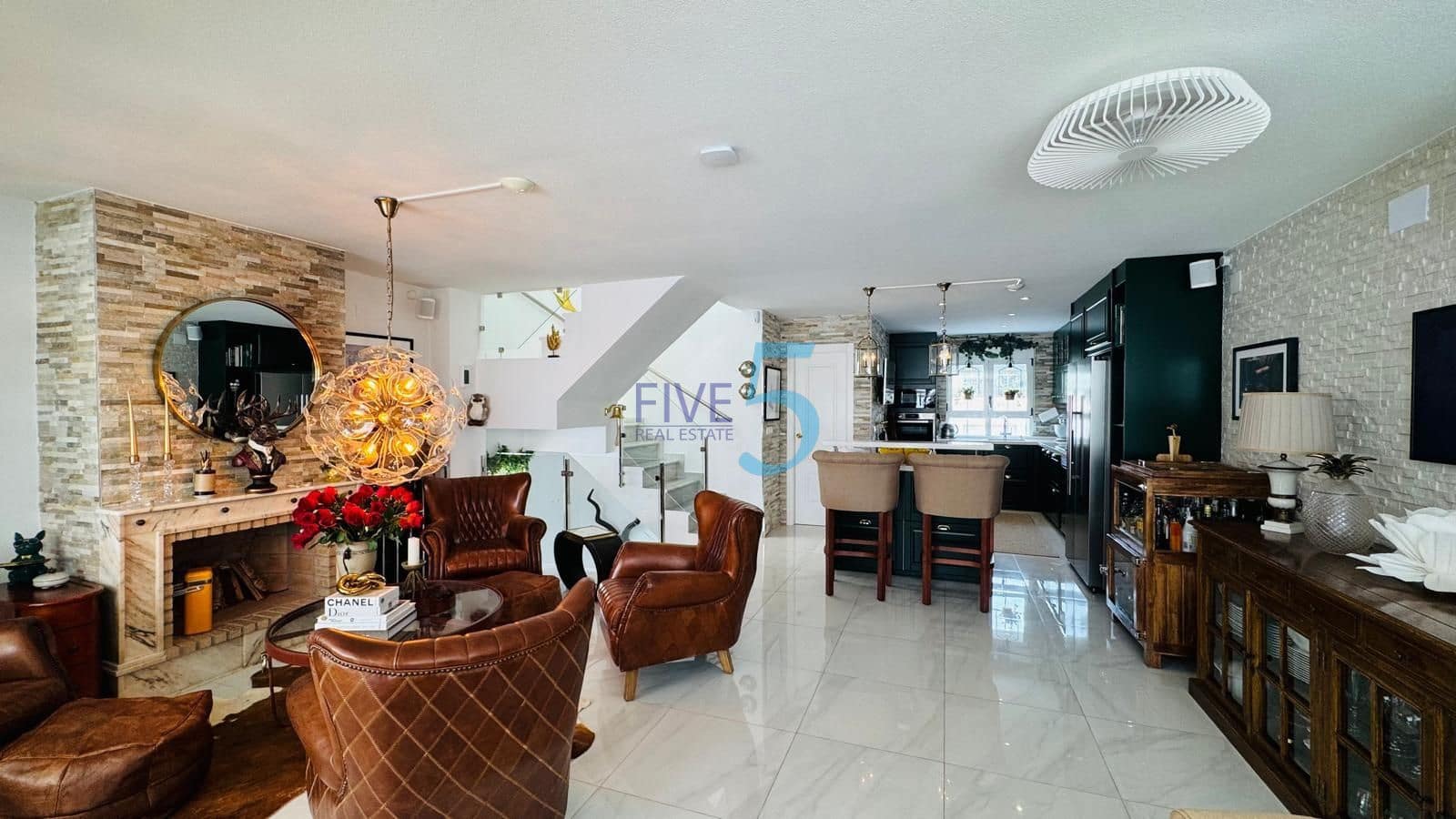 2 slaapkamer Huis te koop in Torrevieja met zwembad garage - € 599.000 (Ref: 10029787)