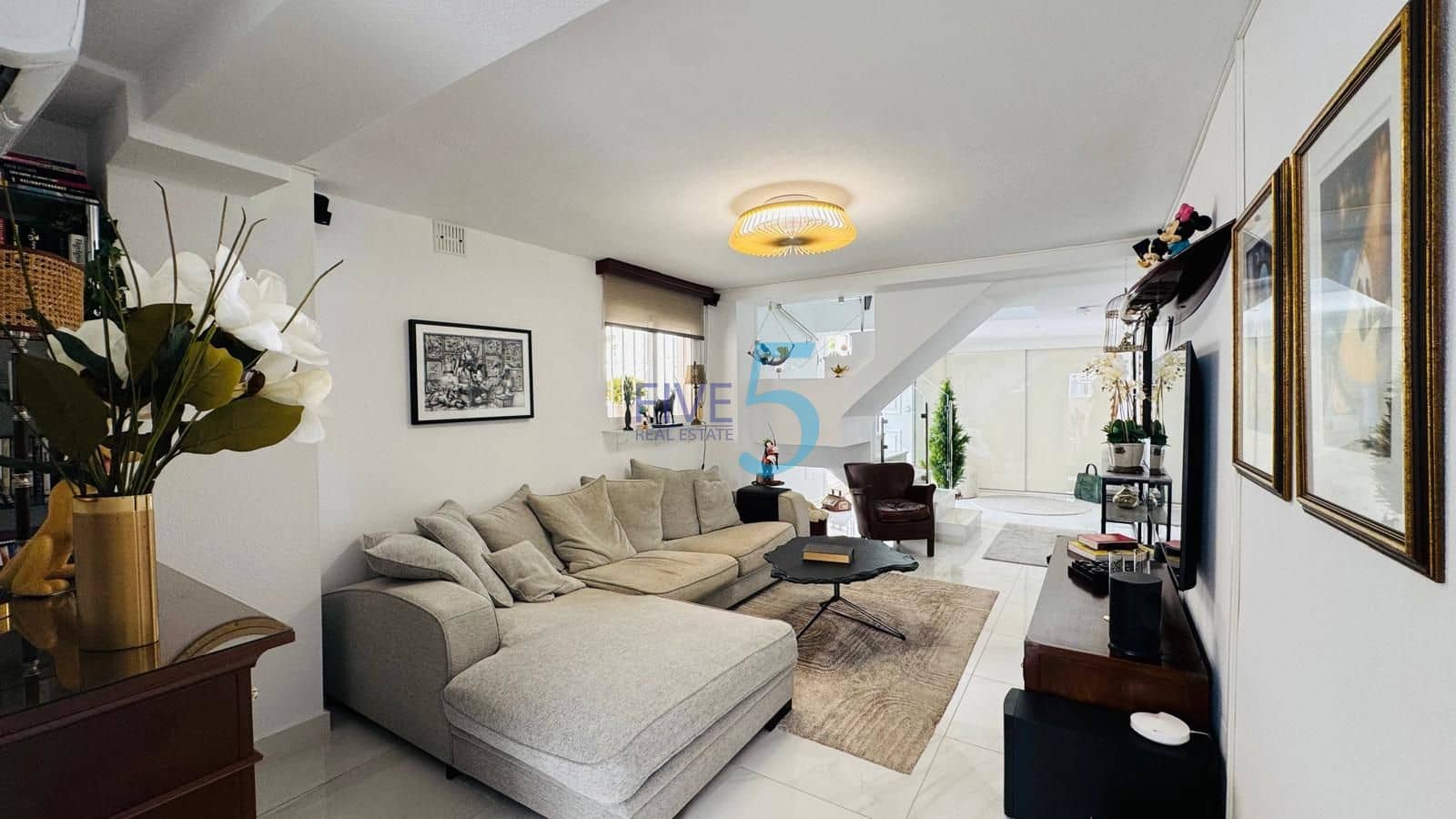 2 slaapkamer Huis te koop in Torrevieja met zwembad garage - € 599.000 (Ref: 10029787)