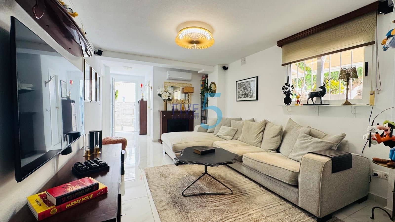 2 slaapkamer Huis te koop in Torrevieja met zwembad garage - € 599.000 (Ref: 10029787)