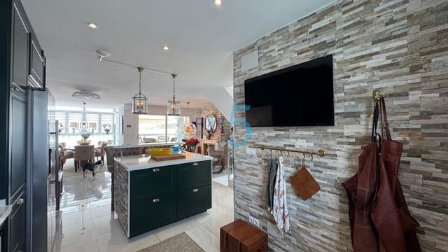 2 slaapkamer Huis te koop in Torrevieja met zwembad garage - € 599.000 (Ref: 10029787)