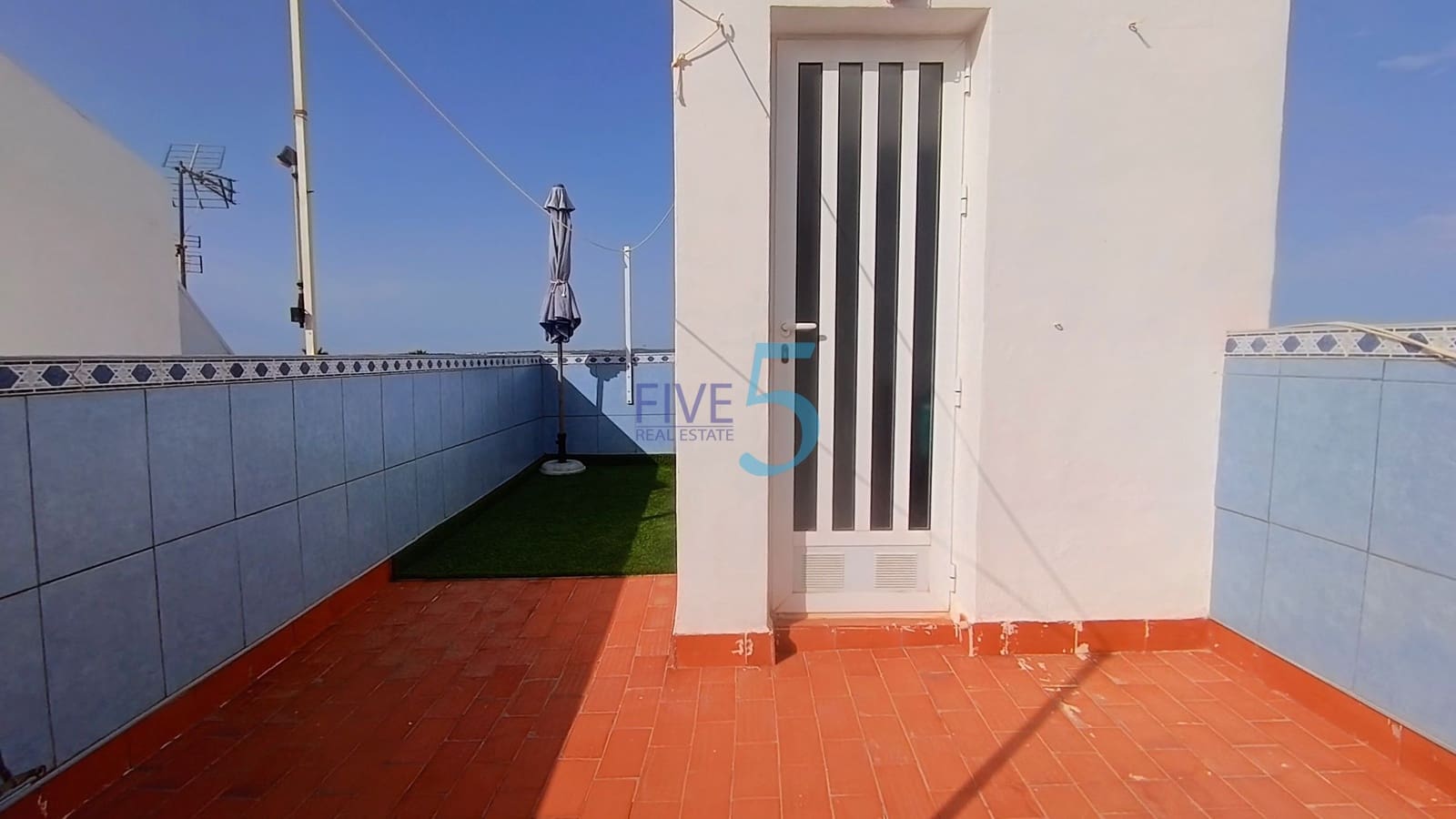 2 sovrum Hus till salu i Torrevieja - 109 000 € (Ref: 10031203)