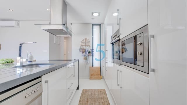 2 chambre Appartement à vendre à Los Dolses, Orihuela avec piscine garage - 259 000 € (Ref: 10031204)