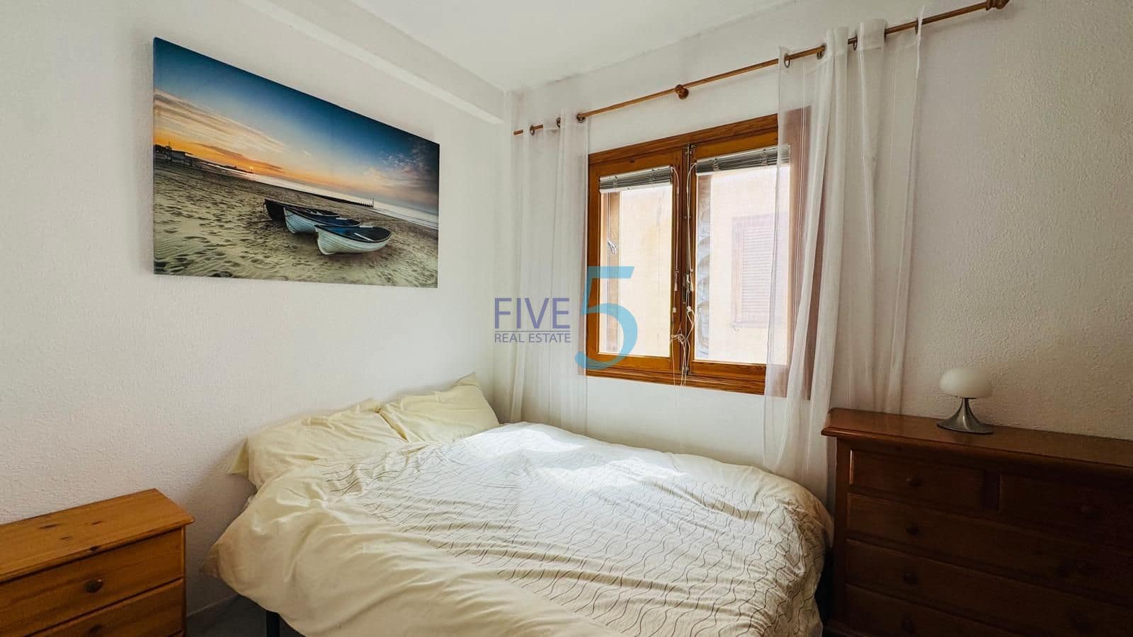 2 quarto Casa em Banda para venda em Torrevieja com piscina - 155 000 € (Ref: 10031353)