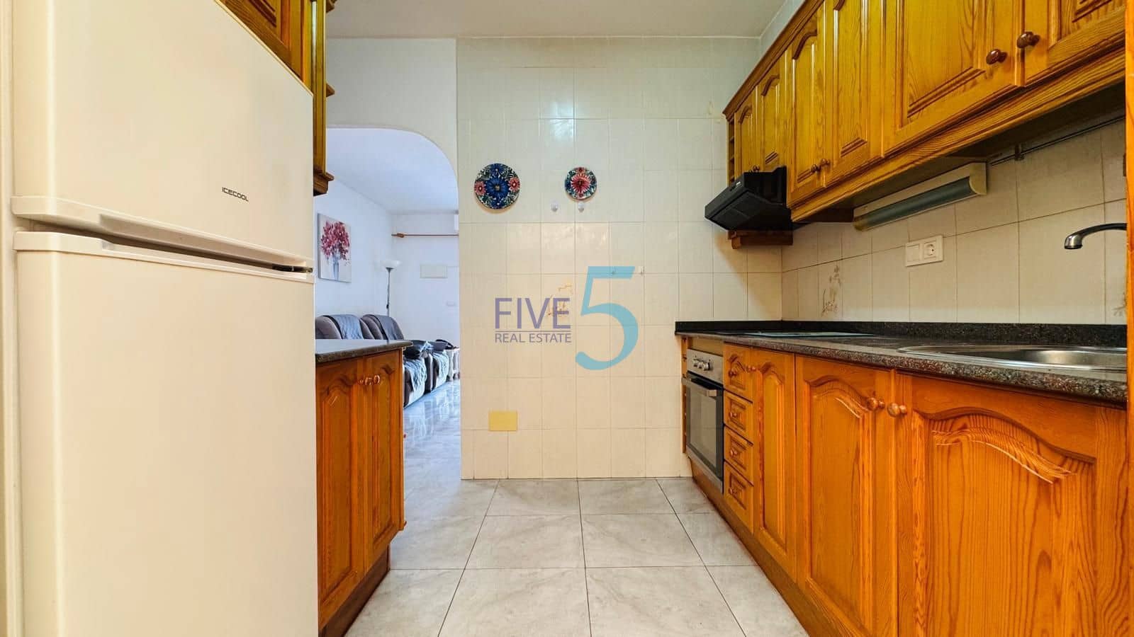 2 quarto Casa em Banda para venda em Torrevieja com piscina - 155 000 € (Ref: 10031353)