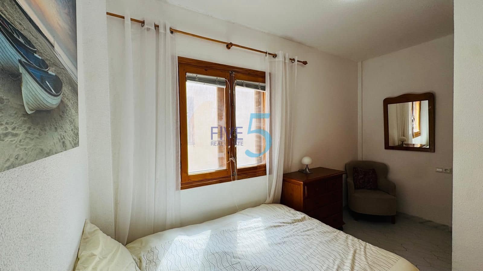 2 quarto Casa em Banda para venda em Torrevieja com piscina - 155 000 € (Ref: 10031353)