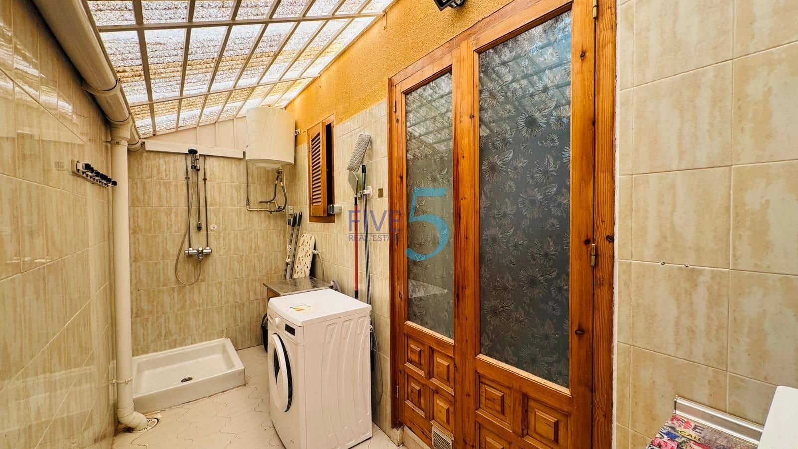 2 quarto Casa em Banda para venda em Torrevieja com piscina - 155 000 € (Ref: 10031353)