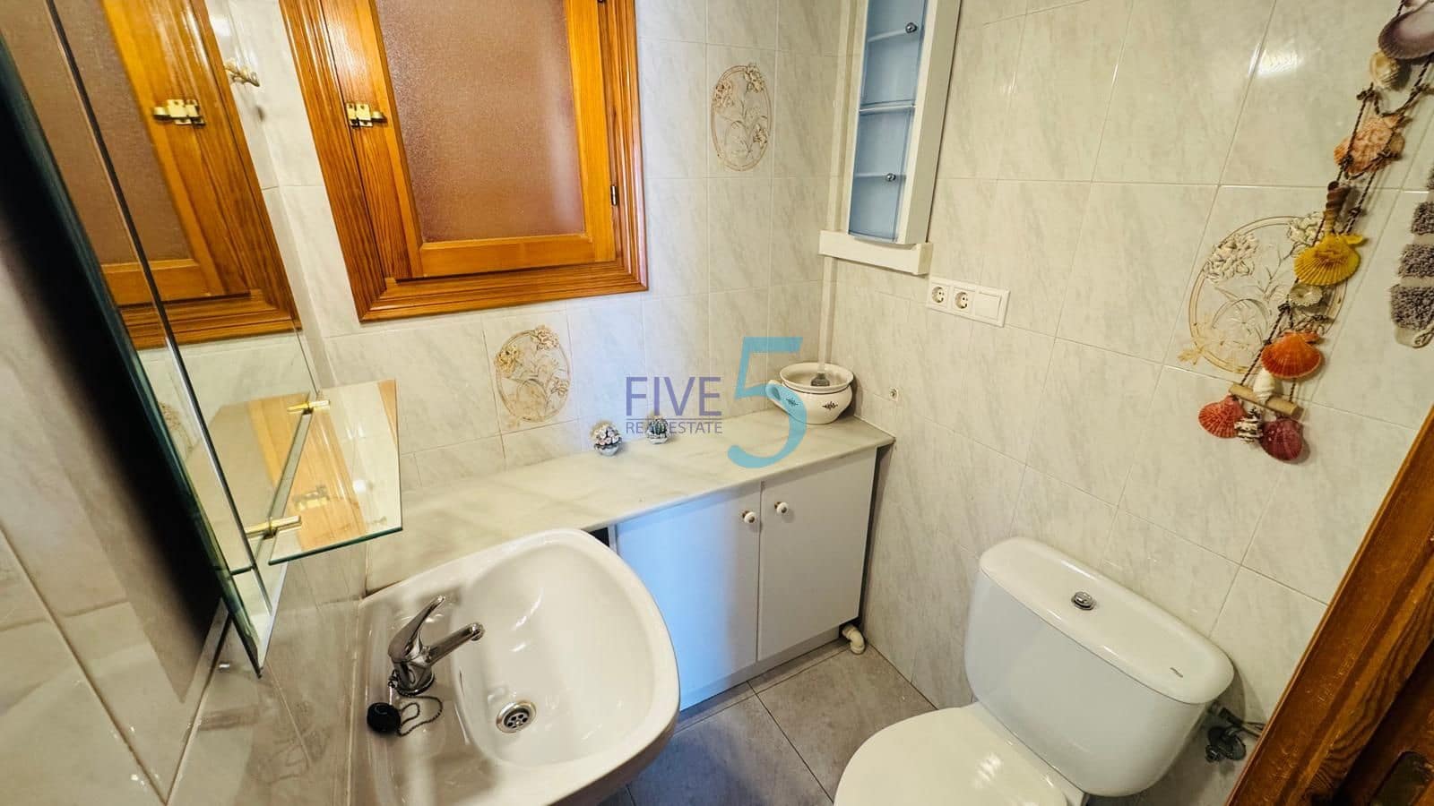 2 quarto Casa em Banda para venda em Torrevieja com piscina - 155 000 € (Ref: 10031353)