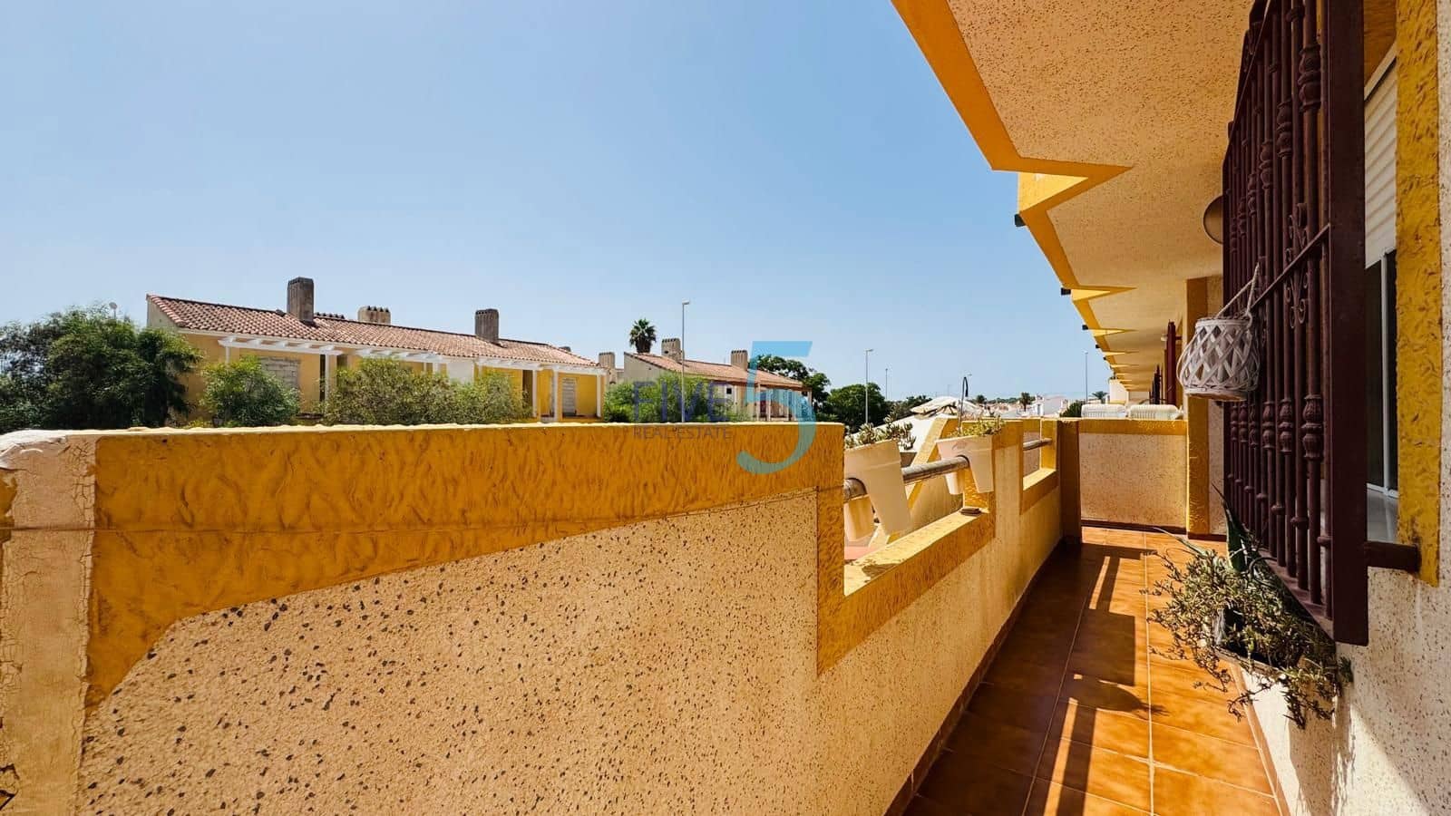 2 Zimmer Apartment zu verkaufen in Playa Flamenca mit Pool - 140.000 € (Ref: 10031354)