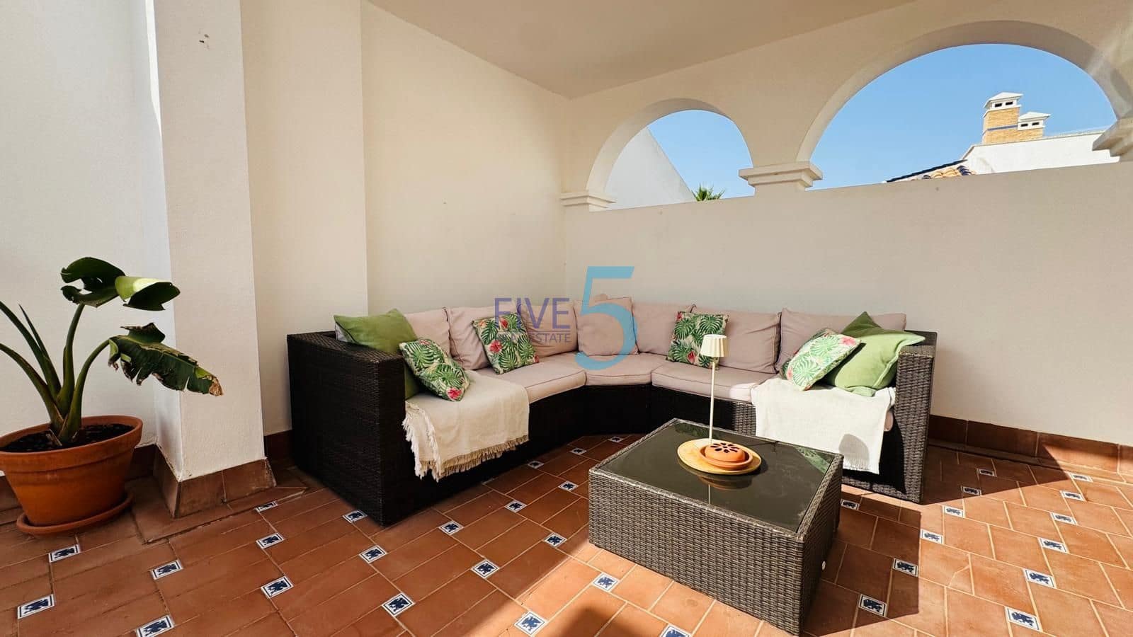2 quarto Casa em Banda para venda em Villamartin com piscina garagem - 230 000 € (Ref: 10031355)