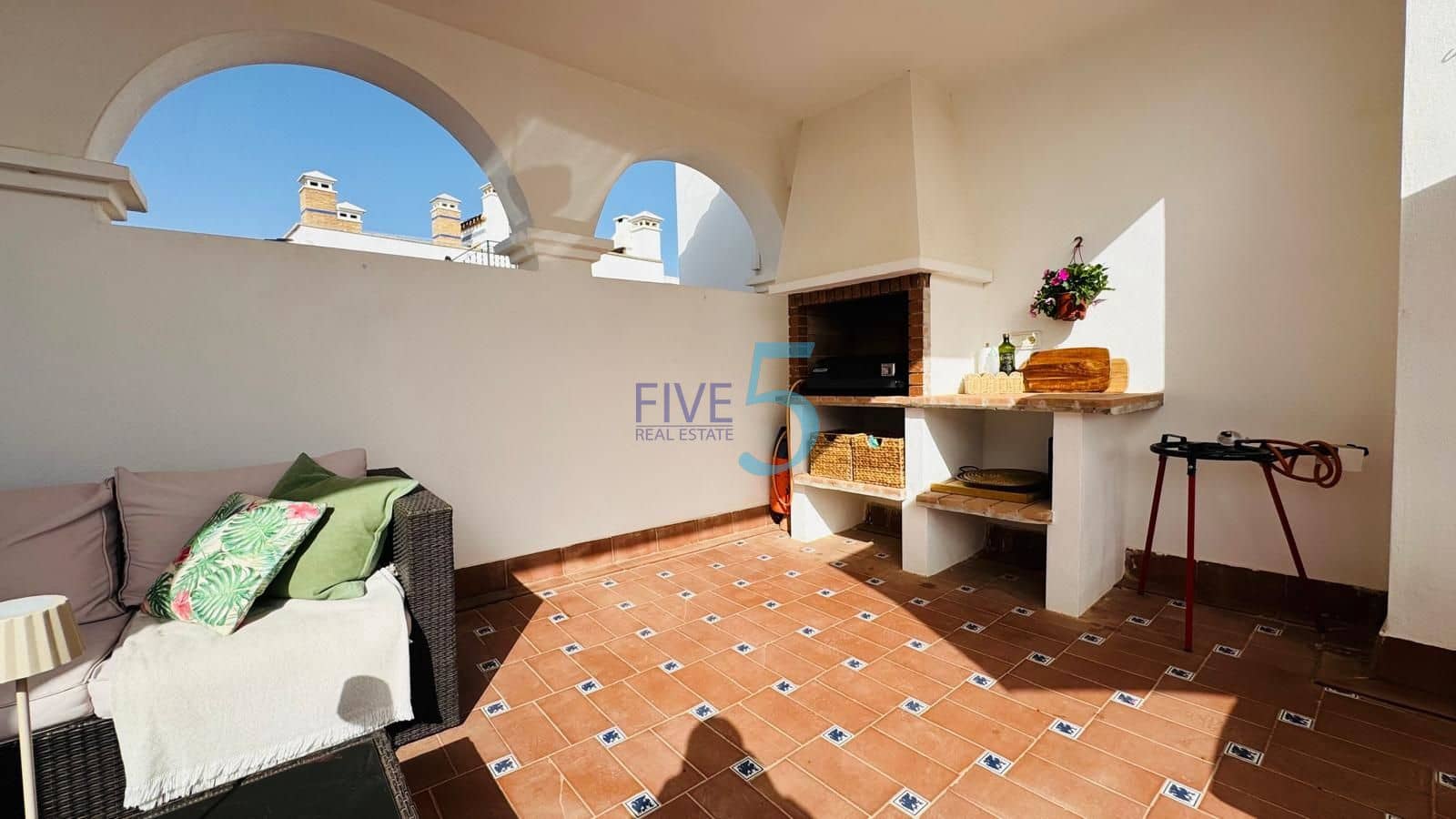 2 quarto Casa em Banda para venda em Villamartin com piscina garagem - 230 000 € (Ref: 10031355)