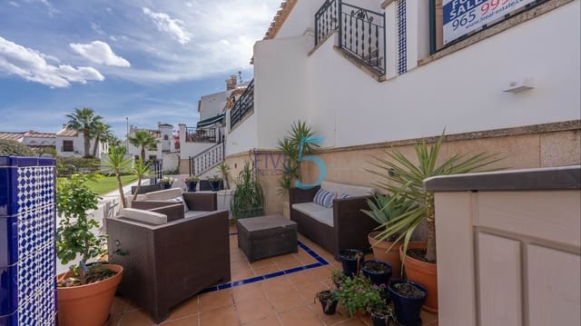 2 soverom Hus til salgs i Villamartin, Orihuela med svømmebasseng garasje - € 230 000 (Ref: 10031355)