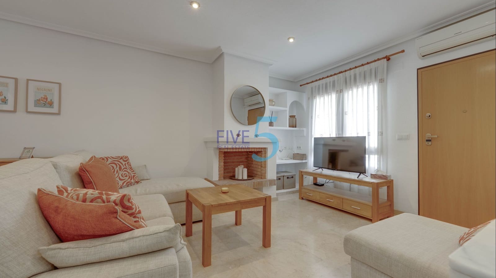 2 soverom Hus til salgs i Villamartin med svømmebasseng garasje - € 230 000 (Ref: 10031355)