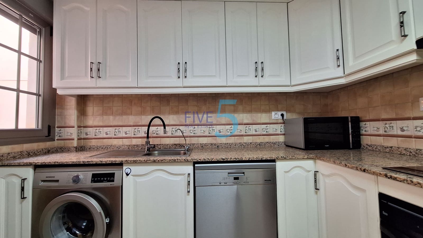 3 sovrum Lägenhet till salu i Torrevieja - 228 000 € (Ref: 10032437)