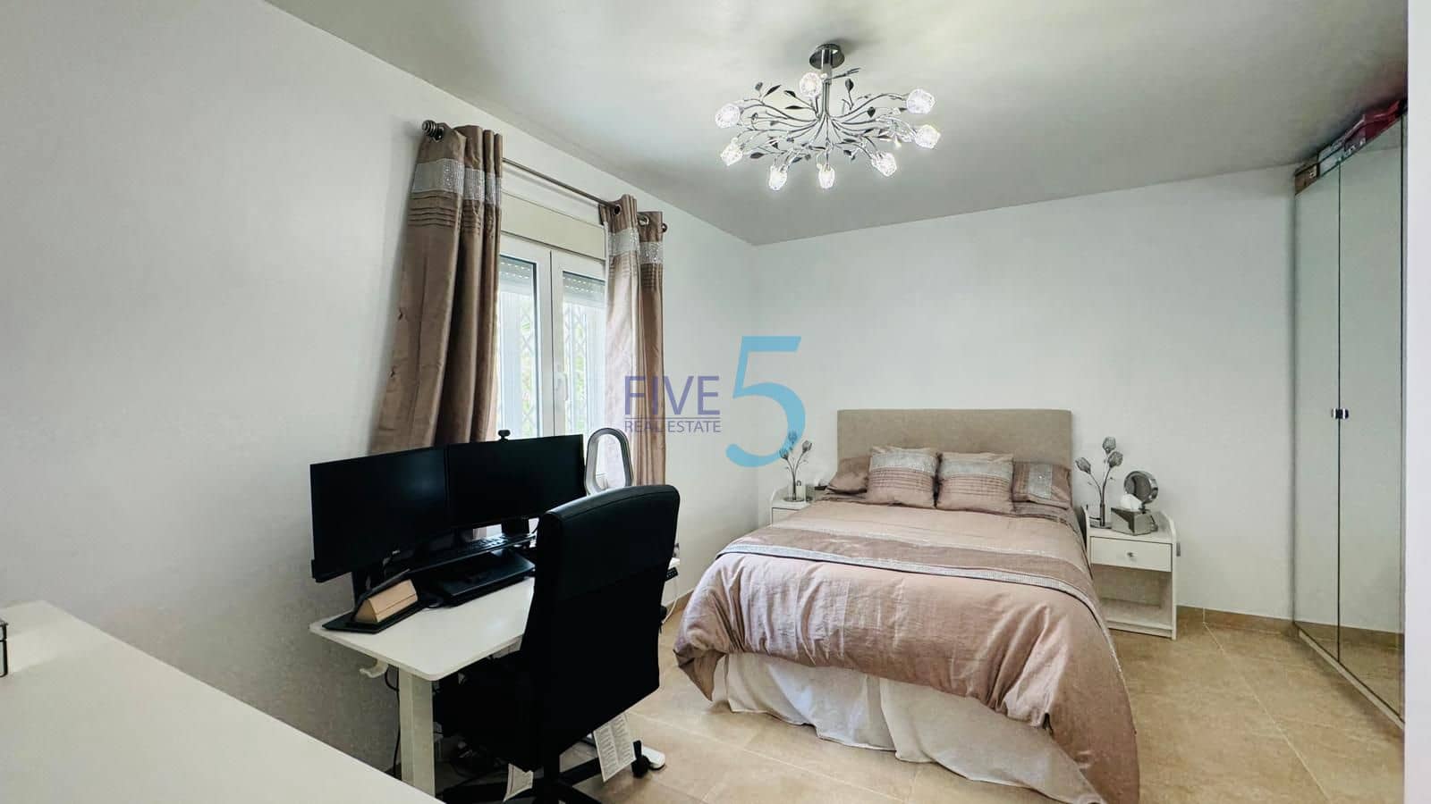 2 sypialnia Willa na sprzedaż w Villamartin z garażem - 299 900 € (Ref: 10033348)