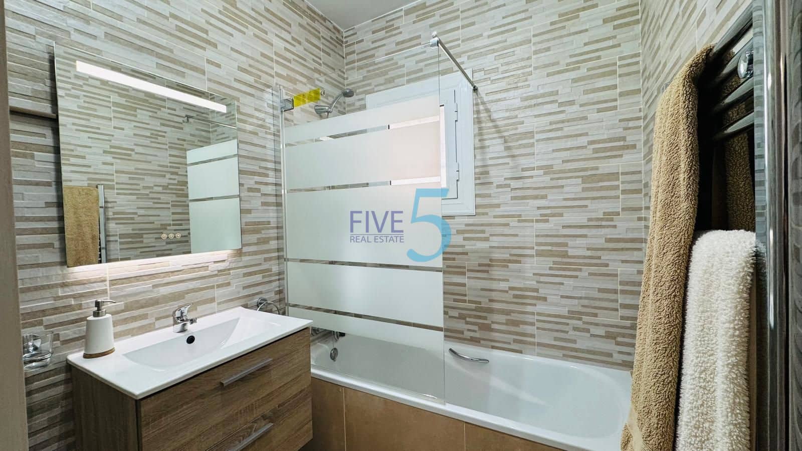 2 sypialnia Willa na sprzedaż w Villamartin z garażem - 299 900 € (Ref: 10033348)