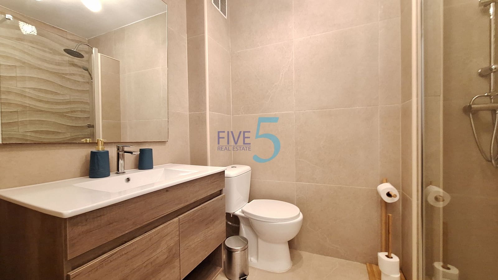 2 sovrum Lägenhet till salu i Torrevieja - 230 000 € (Ref: 10034249)