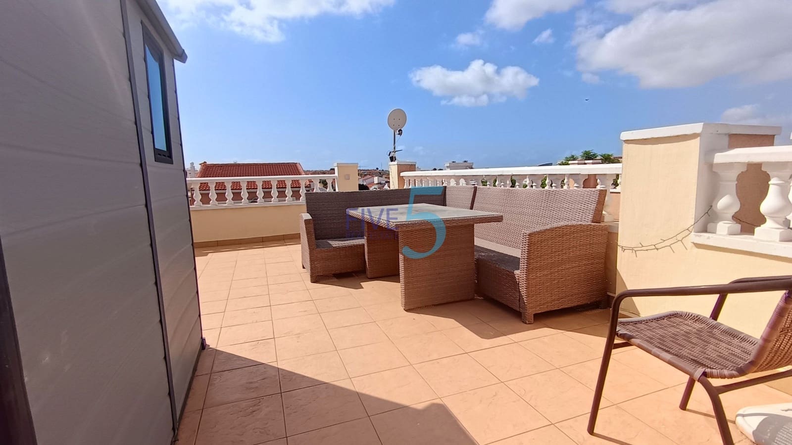 2 slaapkamer Huis te koop in Torrevieja - € 145.000 (Ref: 10034431)