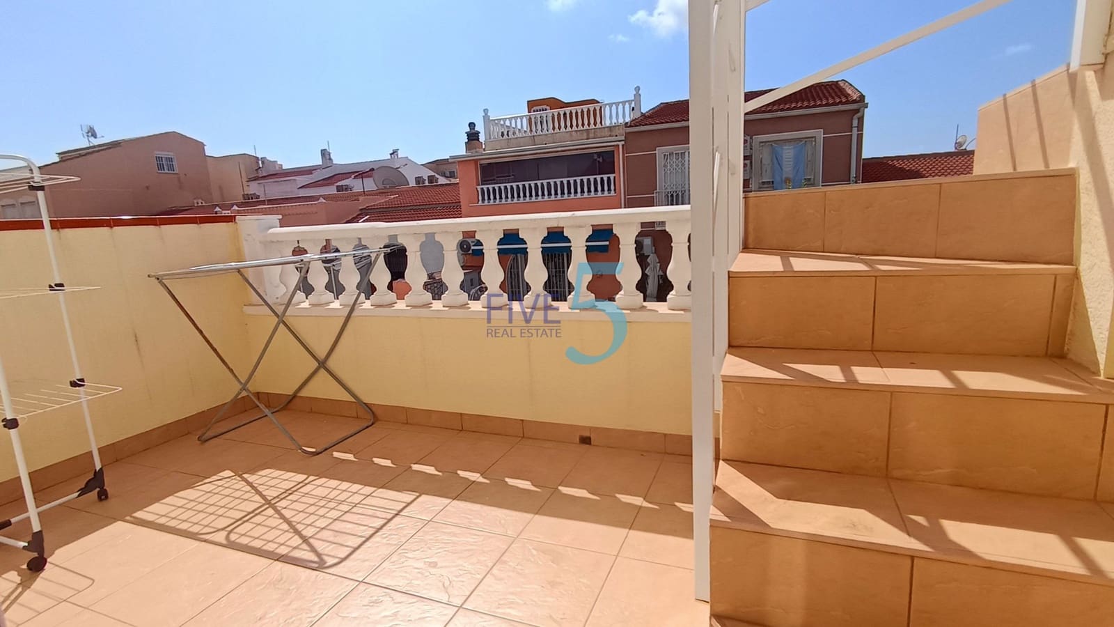 2 slaapkamer Huis te koop in Torrevieja - € 145.000 (Ref: 10034431)