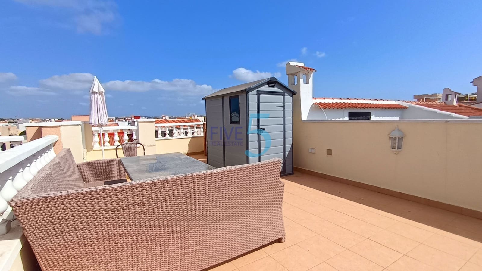 2 slaapkamer Huis te koop in Torrevieja - € 145.000 (Ref: 10034431)