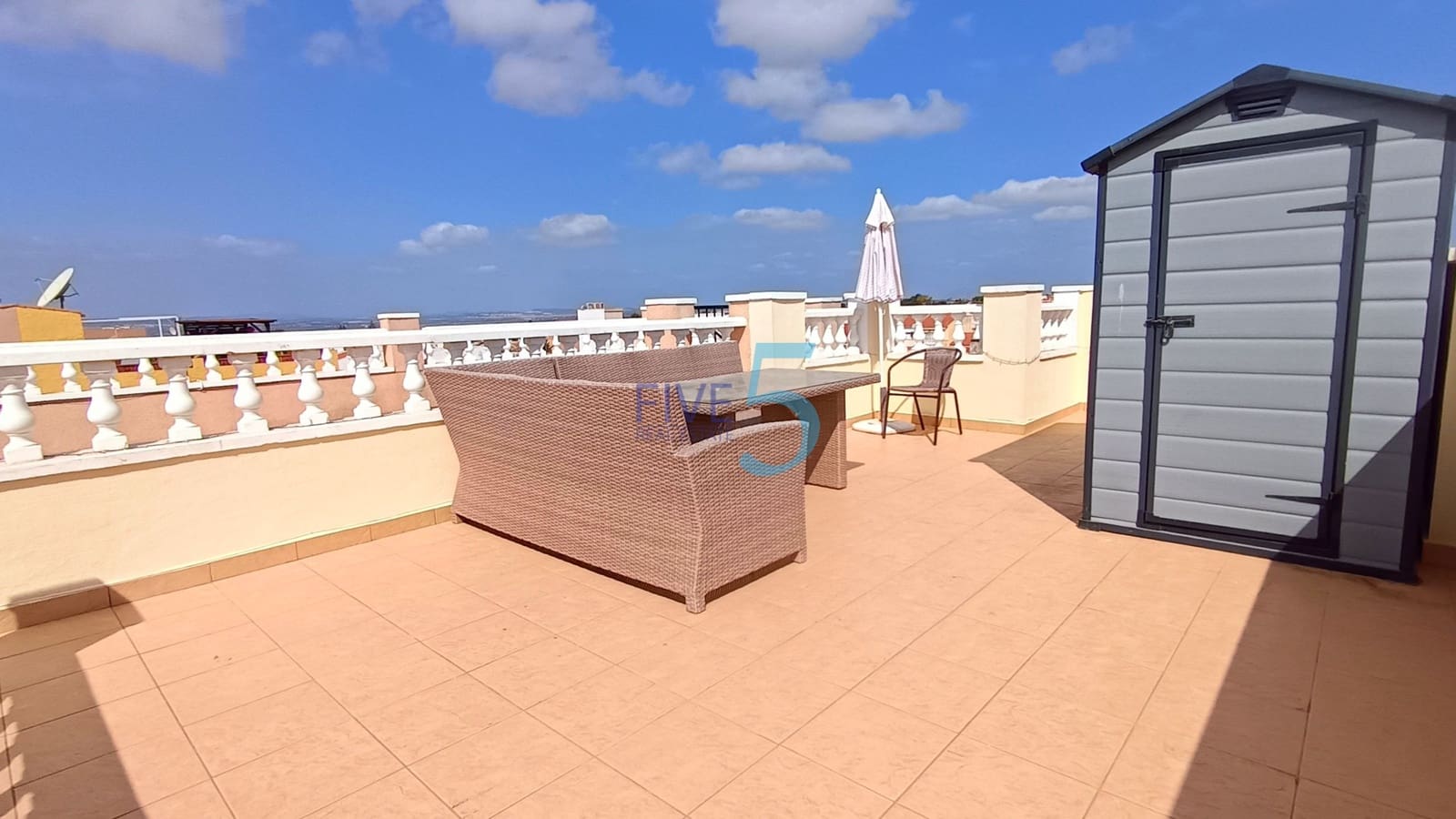 2 slaapkamer Huis te koop in Torrevieja - € 145.000 (Ref: 10034431)