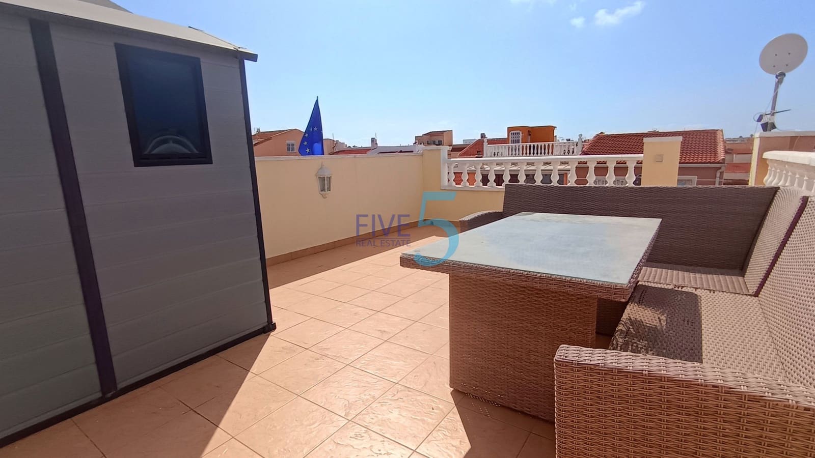 2 slaapkamer Huis te koop in Torrevieja - € 145.000 (Ref: 10034431)