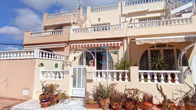 2 slaapkamer Huis te koop in Torrevieja - € 145.000 (Ref: 10034431)